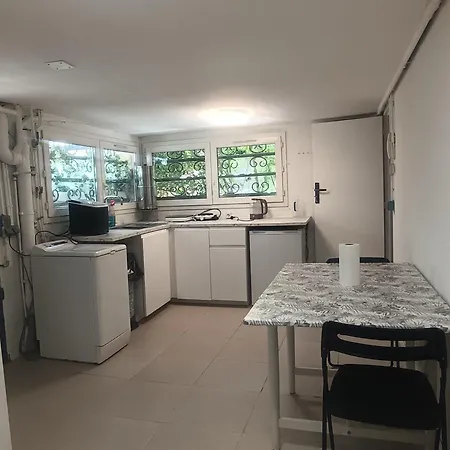 Private Heated Pool Sauna Ground-floor Near Paris